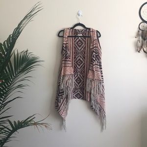 Hippie Rose Aztec/l Tribal Print Top Size Medium